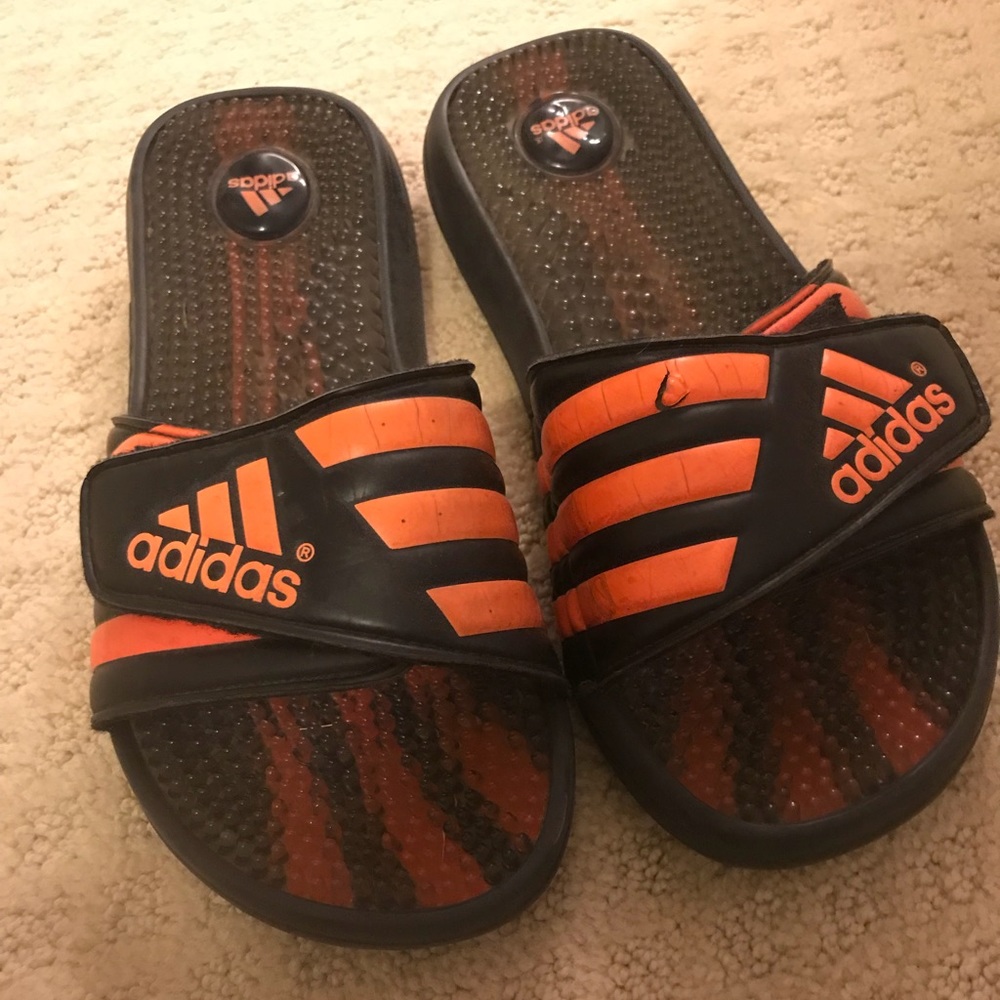 preloved super comfy adidas slides